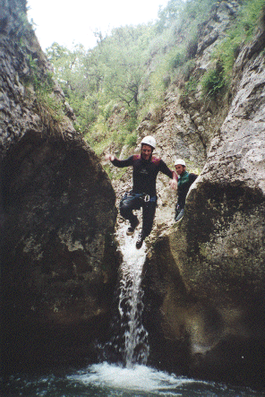  barranco d'Artazul : Petit saut d'Olivier.  