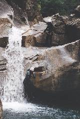 Saut au pont au Barbaruens