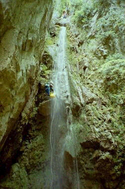 Philippe sous l'un des rappels finaux de Errekaltia