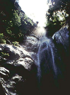 cascades de maria valenta : La 1ere grande cascade arrosée